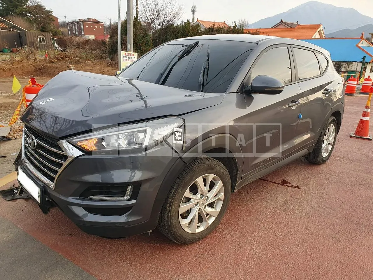 Photo 2 of 20: 2020 Hyundai Tucson, VIN KMHJ2817GLU223566 — Korean insurance auction