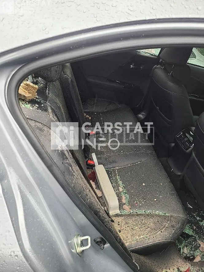 Photo 2 of 21: 2017 Honda Accord 2.4 — Korean insurance auction