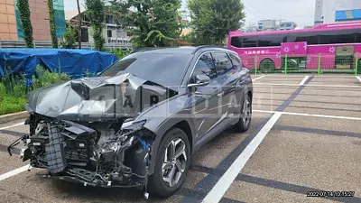 Photo 1 of 50: 2022 Hyundai Tucson, VIN KMHJE81BGNU107032 — Korean insurance auction