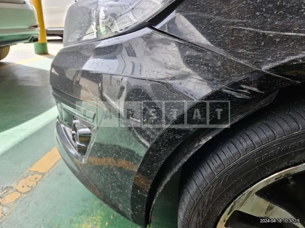 Photo 2 of 49: 2015 Kia K5 — Korean insurance auction