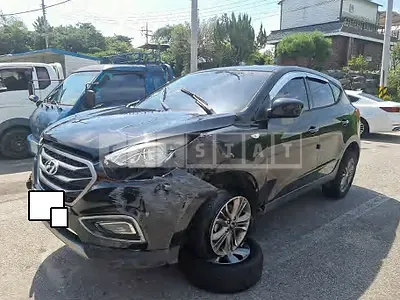 Photo 1 of 24: 2015 Hyundai Tucson, VIN KMHJT81VBFU929386 — Korean insurance auction