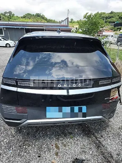 Photo 1 of 33: 2023 Hyundai Ionic 5 Long Range — Korean insurance auction