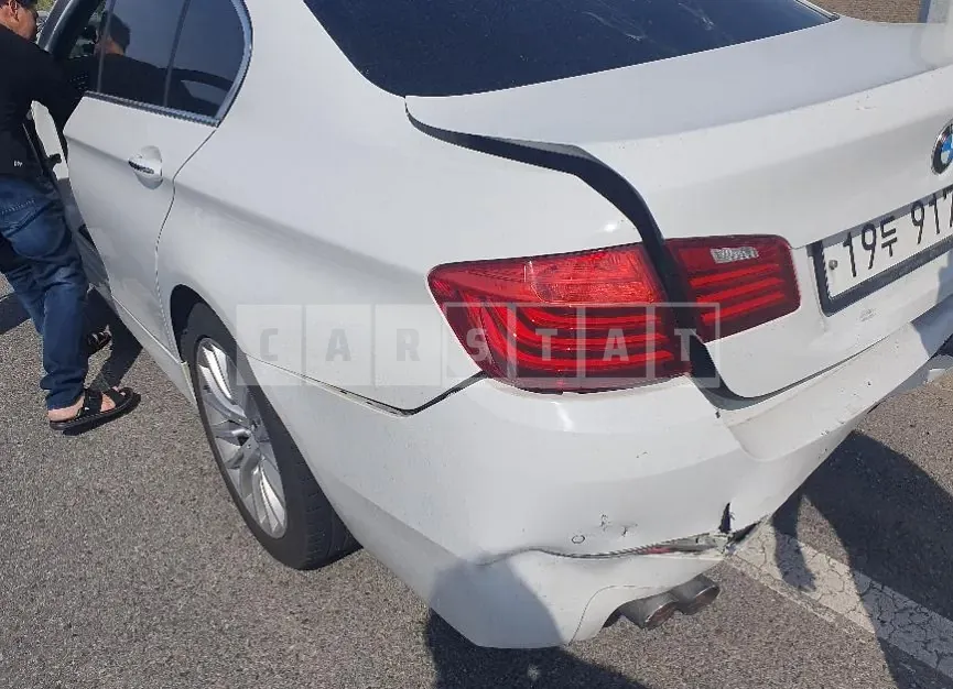 Photo 2 of 20: 2015 BMW 520d, VIN WBA5E5102FG060975 — Korean insurance auction