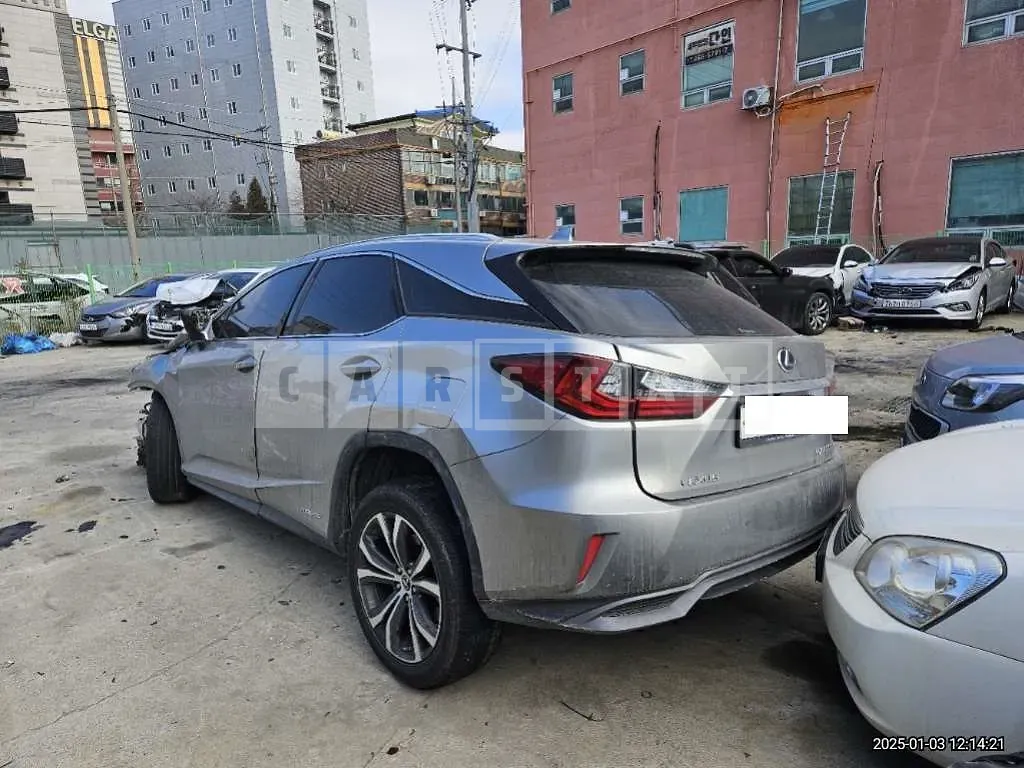 Photo 2 of 18: 2019 Lexus RX450h — Korean insurance auction