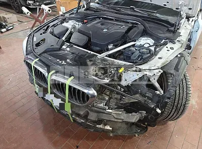 Photo 1 of 6: 2019 BMW 520i Luxury — Korean insurance auction