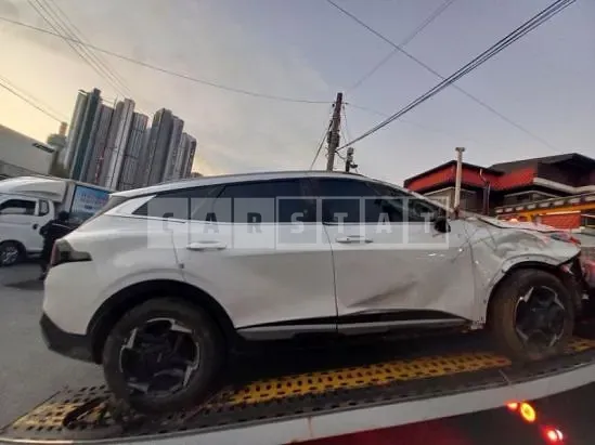 Photo 2 of 49: 2025 Kia Sportage — Korean insurance auction