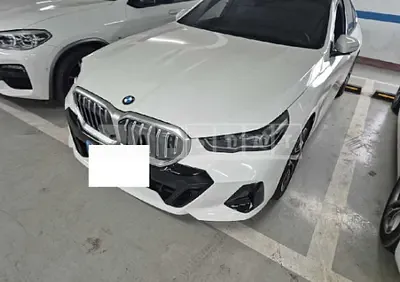 Photo 1 of 36: 2024 BMW 520i — Korean insurance auction