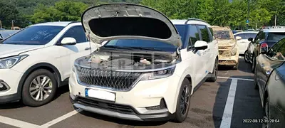 Photo 1 of 18: 2021 Kia Carnival, VIN KNANB81BBMS106877 — Korean insurance auction