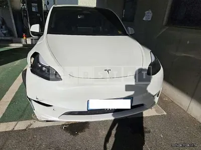 Photo 1 of 26: 2023 Tesla Model Y LongRange — Korean insurance auction
