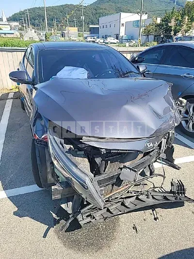 Photo 1 of 13: 2014 Kia K5 2.0 — Korean insurance auction