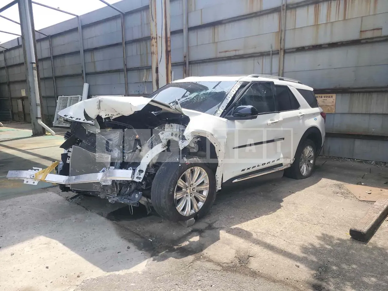 Photo 2 of 23: 2020 Ford Explorer 2.3, VIN 1FMSK8FH6LGA96402 — Korean insurance auction