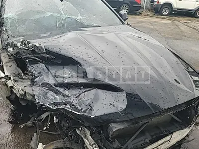 Photo 1 of 33: 2016 BMW 520d, VIN WBA5E5103GG071999 — Korean insurance auction