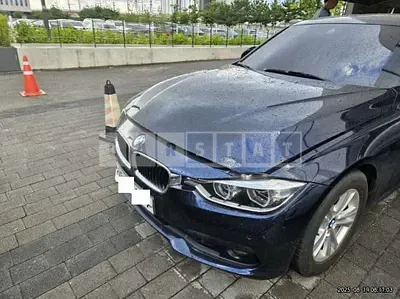 Photo 1 of 35: 2017 BMW 320d Efficient Dynamics Edition — Korean insurance auction