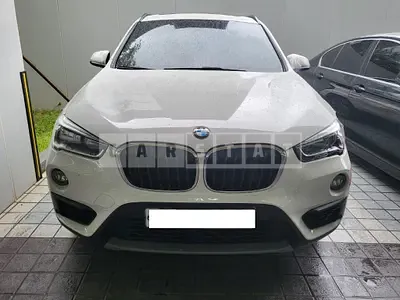 Photo 1 of 33: 2018 BMW X1 xDrive 18d, VIN WBAJH7106J3G06794 — Korean insurance auction