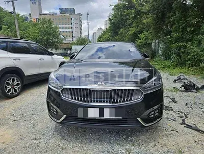 Photo 1 of 24: 2019 Kia K7 — Korean insurance auction