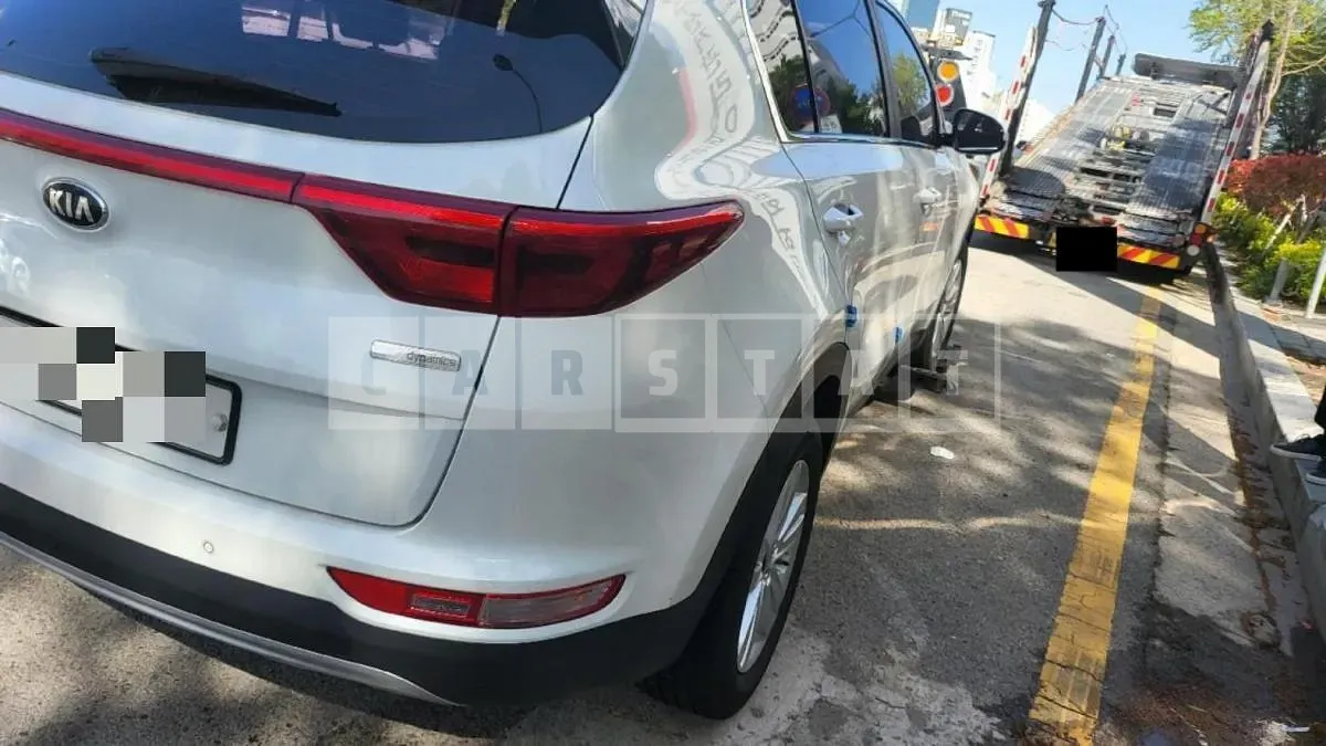 Photo 2 of 8: 2016 Kia Sportage 2.0, VIN KNAPM813BHK190881 — Korean insurance auction