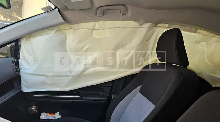 Photo 2 of 9: 2019 Toyota Prius C — Korean insurance auction