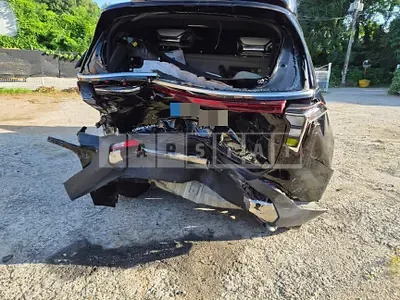 Photo 1 of 36: 2023 Kia Carnival 3.5 Gasoline — Korean insurance auction