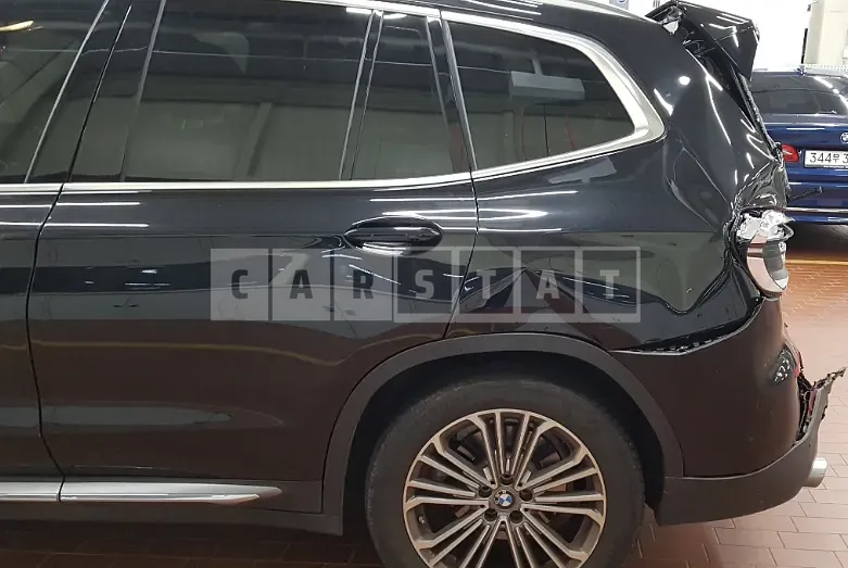 Photo 2 of 35: 2021 BMW X3 xDrive 20i, VIN WBA51BG02M9F84617 — Korean insurance auction