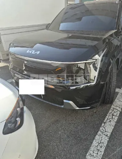 2024 * Kia EV9