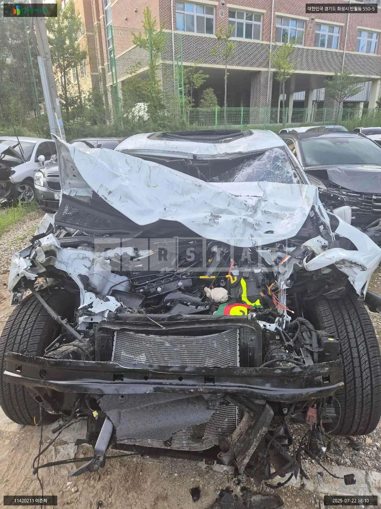Photo 2 of 17: 2024 Audi Q4 40 e-tron, VIN WAUZZZFZ7PP052067 — Korean insurance auction