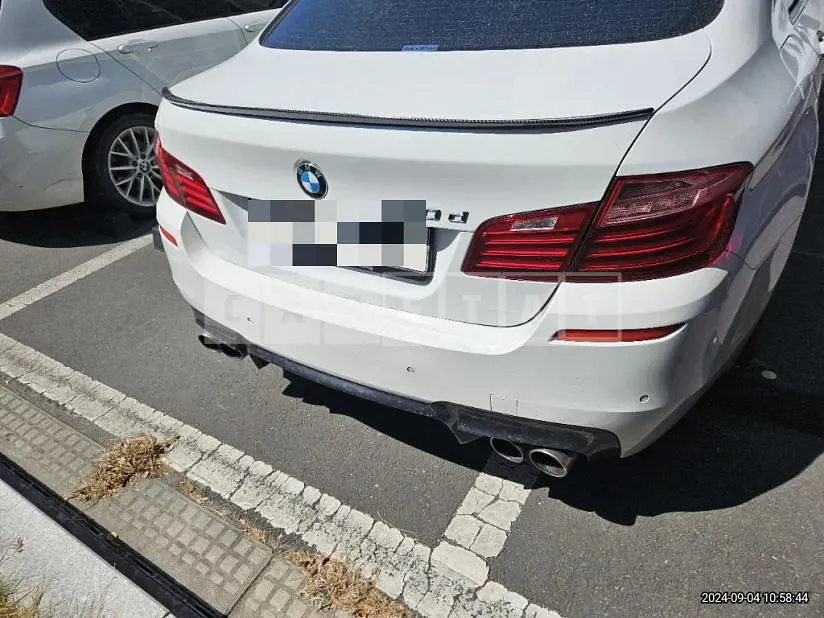 Photo 2 of 24: 2014 BMW 520d — Korean insurance auction