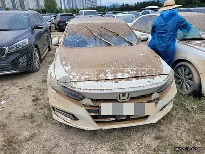 Photo 1 of 21: 2019 Honda Invaded Marriage A Accord 1.5T — Korean insurance auction