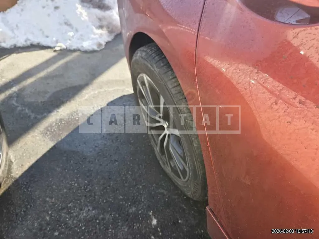 Photo 2 of 14: 2020 BMW 320i — Korean insurance auction