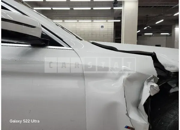 Photo 2 of 27: 2020 BMW 530e iPerformance M Sport Package — Korean insurance auction