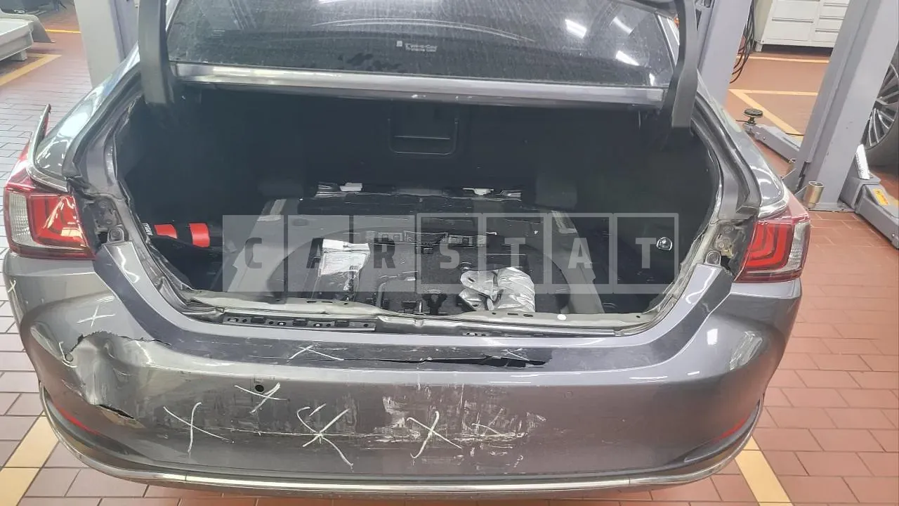 Photo 2 of 27: 2020 Lexus ES300h, VIN JTHB21B1XL2080669 — Korean insurance auction