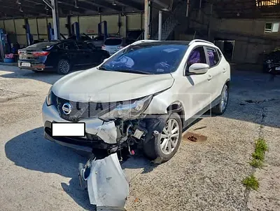 Photo 1 of 11: 2016 Nissan Qashqai, VIN SJNDJ18E8GA565735 — Korean insurance auction