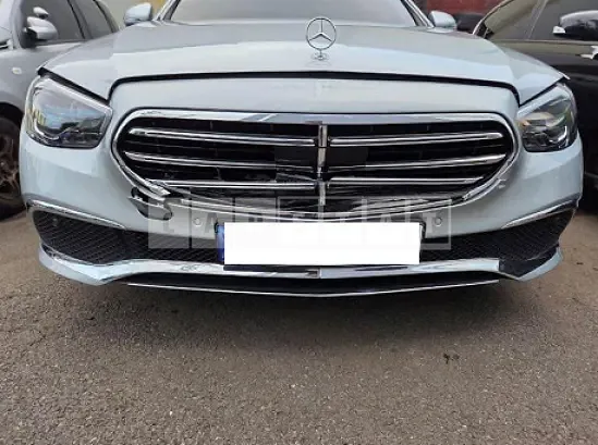 Photo 2 of 25: 2021 Mercedes-Benz E250 — Korean insurance auction