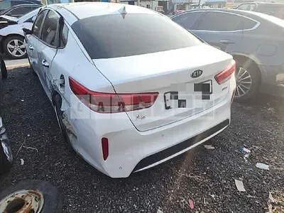 Photo 1 of 22: 2017 Kia K5 2.0 (Hybrid), VIN KNAGT41EBHA009834 — Korean insurance auction