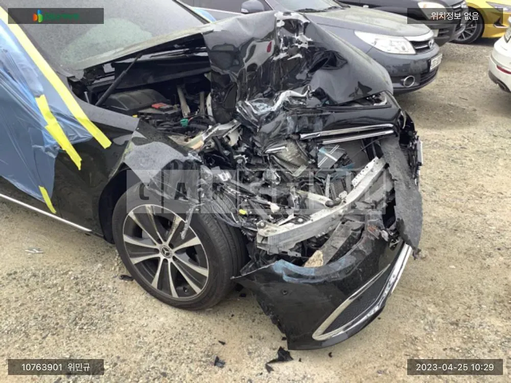 Photo 2 of 22: 2021 Mercedes-Benz E300e, VIN W1KZF5EB6MA885744 — Korean insurance auction