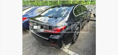 Photo 1 of 10: 2022 BMW 530i xDrive — Korean insurance auction