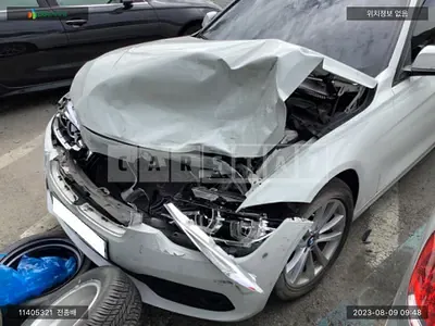 Photo 1 of 7: 2017 BMW 320d, VIN WBA8C5109HA070766 — Korean insurance auction