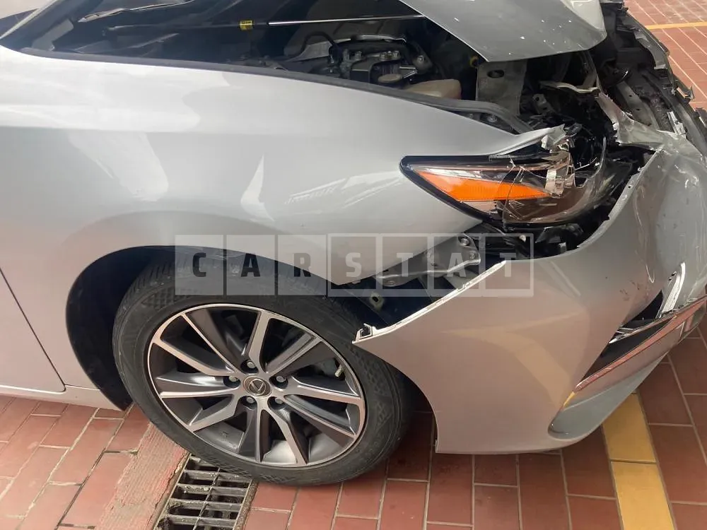 Photo 2 of 24: 2018 Lexus ES300h, VIN JTHBW1GG1J2179265 — Korean insurance auction