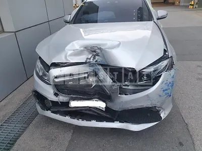 Photo 1 of 31: 2017 Mercedes-Benz E220d, VIN WDDZF0EB6HA172383 — Korean insurance auction