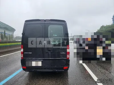 Photo 1 of 8: 2017 Mercedes-Benz Wise Auto Sprinter 319KB, VIN WDB906733HP332438 — Korean insurance auction