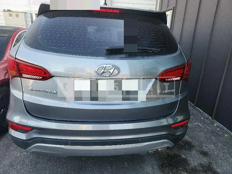 Photo 2 of 49: 2015 Hyundai Santa Fe DM 2.0, VIN KMHSW81UBGU553601 — Korean insurance auction