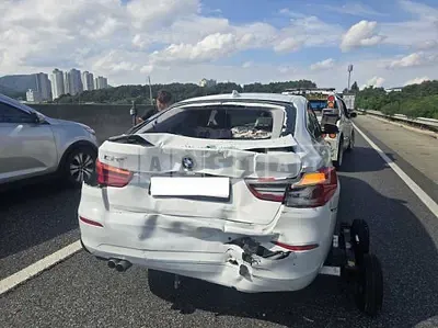 Photo 1 of 6: 2019 BMW 320d xDrive Gran Turismo — Korean insurance auction