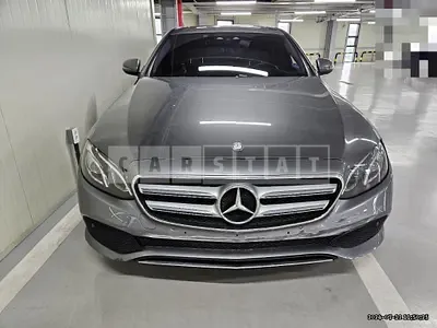 Photo 1 of 12: 2017 Mercedes-Benz E200 — Korean insurance auction