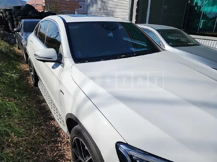 Photo 2 of 20: 2020 Mercedes-Benz GLC43 4Matic Coupe, VIN W1N0J6EB0LF834192 — Korean insurance auction
