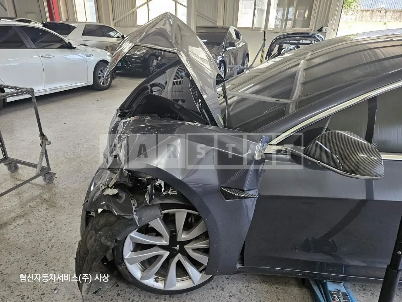 Photo 2 of 25: 2020 Tesla Model 3 Long Range, VIN 5YJ3E1EB1LF692497 — Korean insurance auction