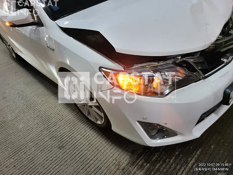 Photo 2 of 22: 2014 Toyota Camry Hybrid — Korean insurance auction