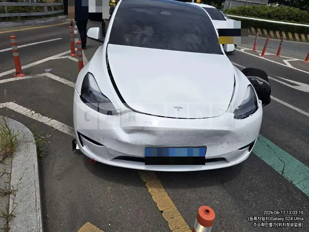 Photo 2 of 19: 2024 Tesla Model Y RWD — Korean insurance auction