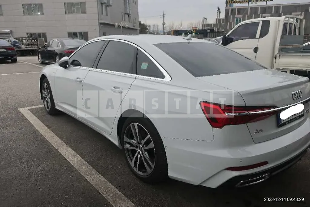 Photo 2 of 29: 2023 Audi A6 45 TFSI quattro, VIN WAUZZZF25PN077984 — Korean insurance auction