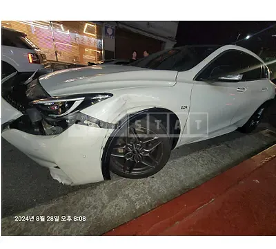 Photo 1 of 50: 2018 Infiniti Q30 — Korean insurance auction