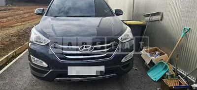 Photo 1 of 11: 2014 Hyundai Santa Fe DM — Korean insurance auction