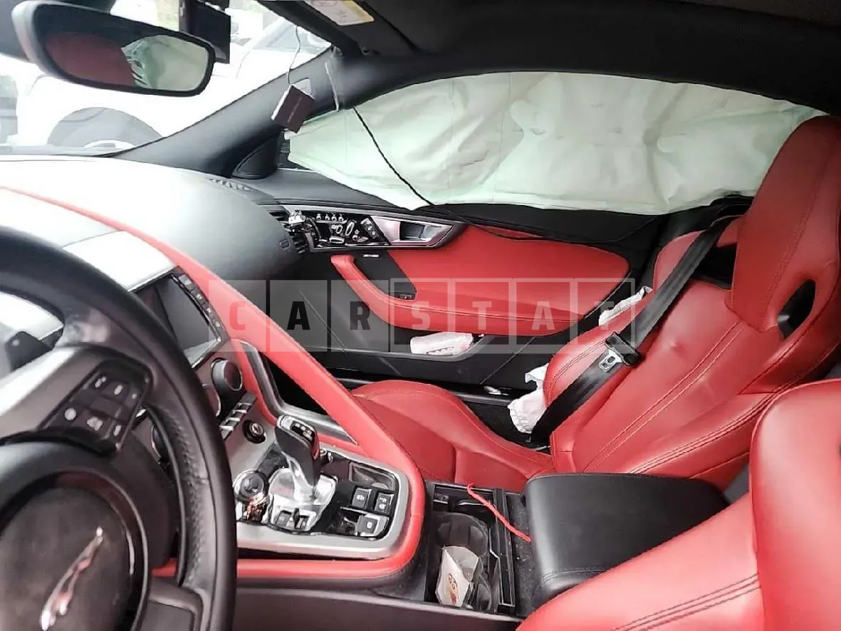 Photo 2 of 30: 2016 Jaguar F-Type — Korean insurance auction